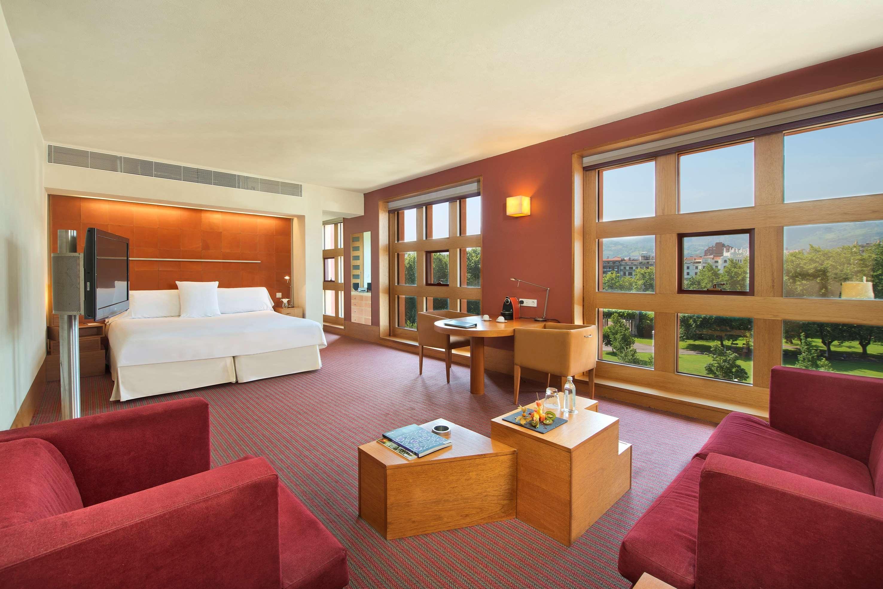 Hotel Melia בילבאו מראה חיצוני תמונה